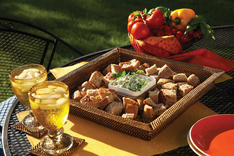 Dip and chip tray